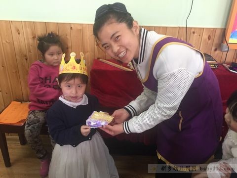 分享生日蛋糕:新乡市小清华幼儿园南马庄分园